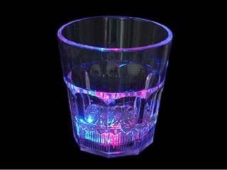 Светящийся стакан для виски светомузыка Широкий с цветной подсветкой дна